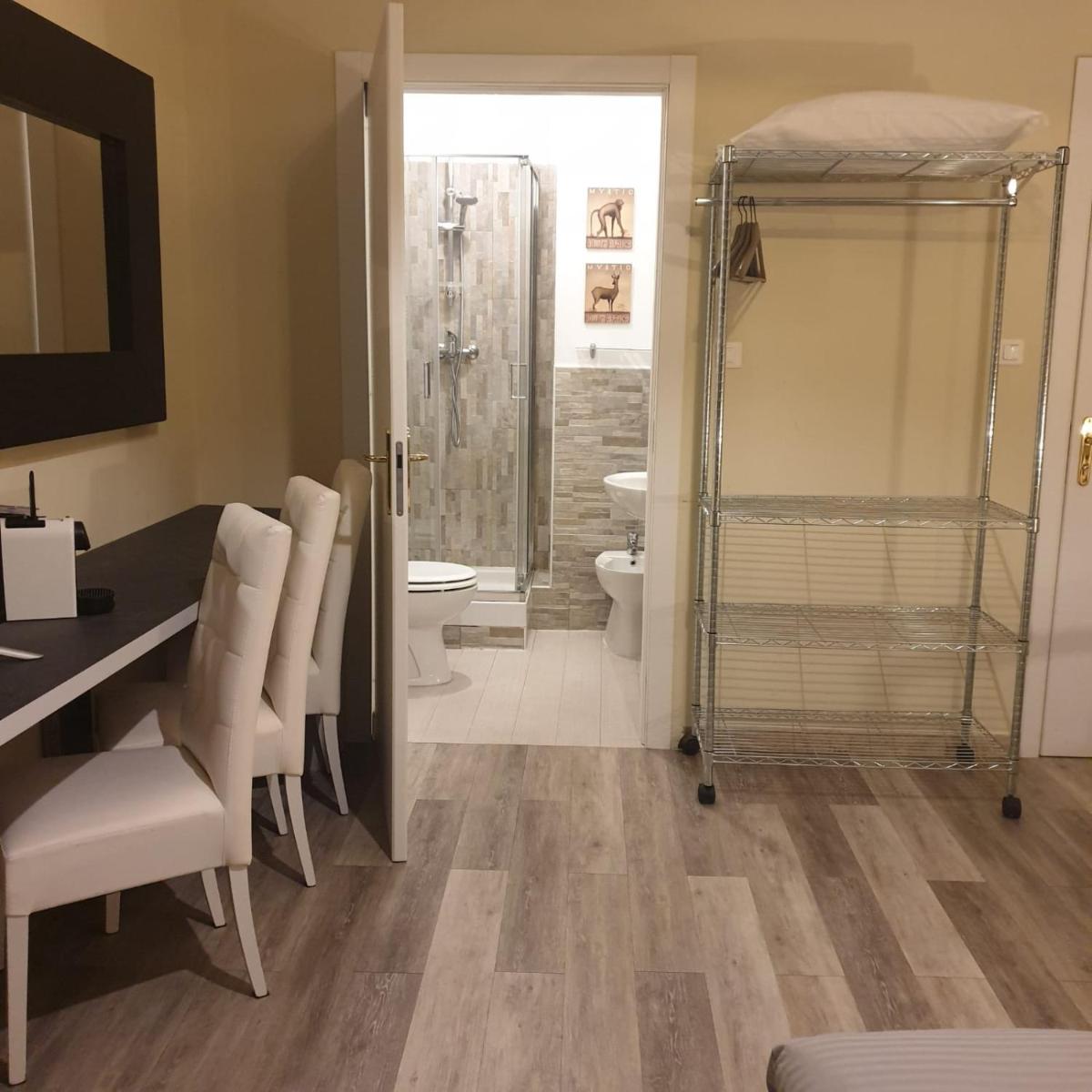 Suitetrails - Rigoletto Rental Rooms