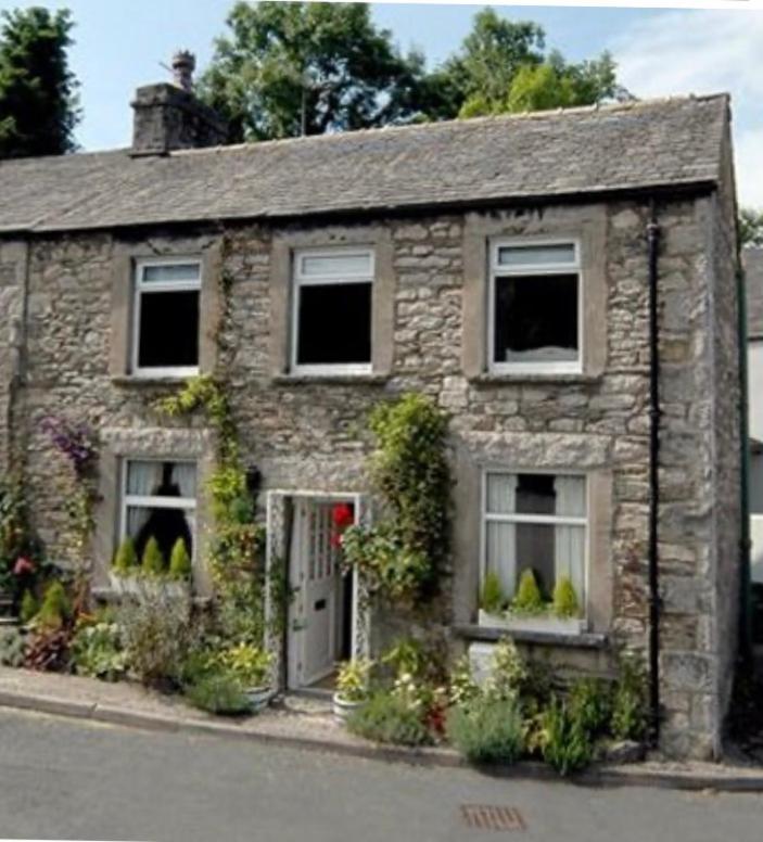 Inglenook Cottage - Housity