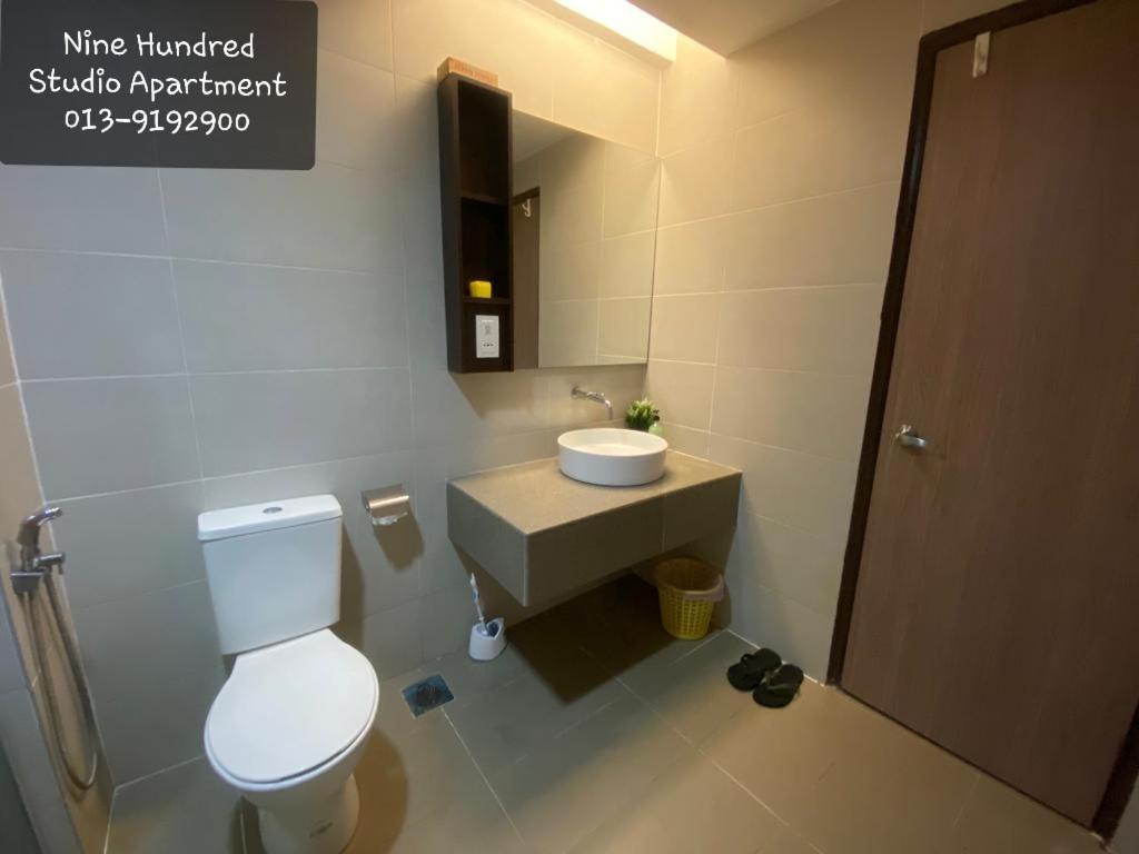 Nine Hundred Studio Apartment (KBCP) - Hizvo