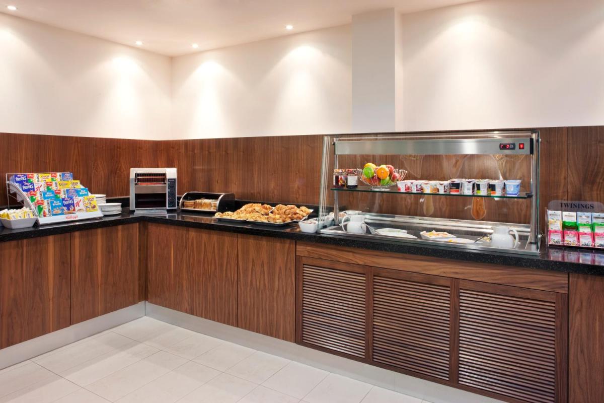 Holiday Inn Express Tamworth, an IHG Hotel - Housity