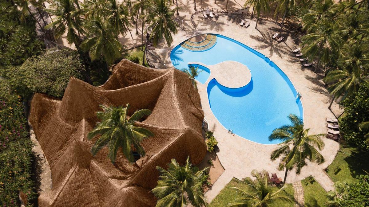 Sandies Tropical Village - Housity