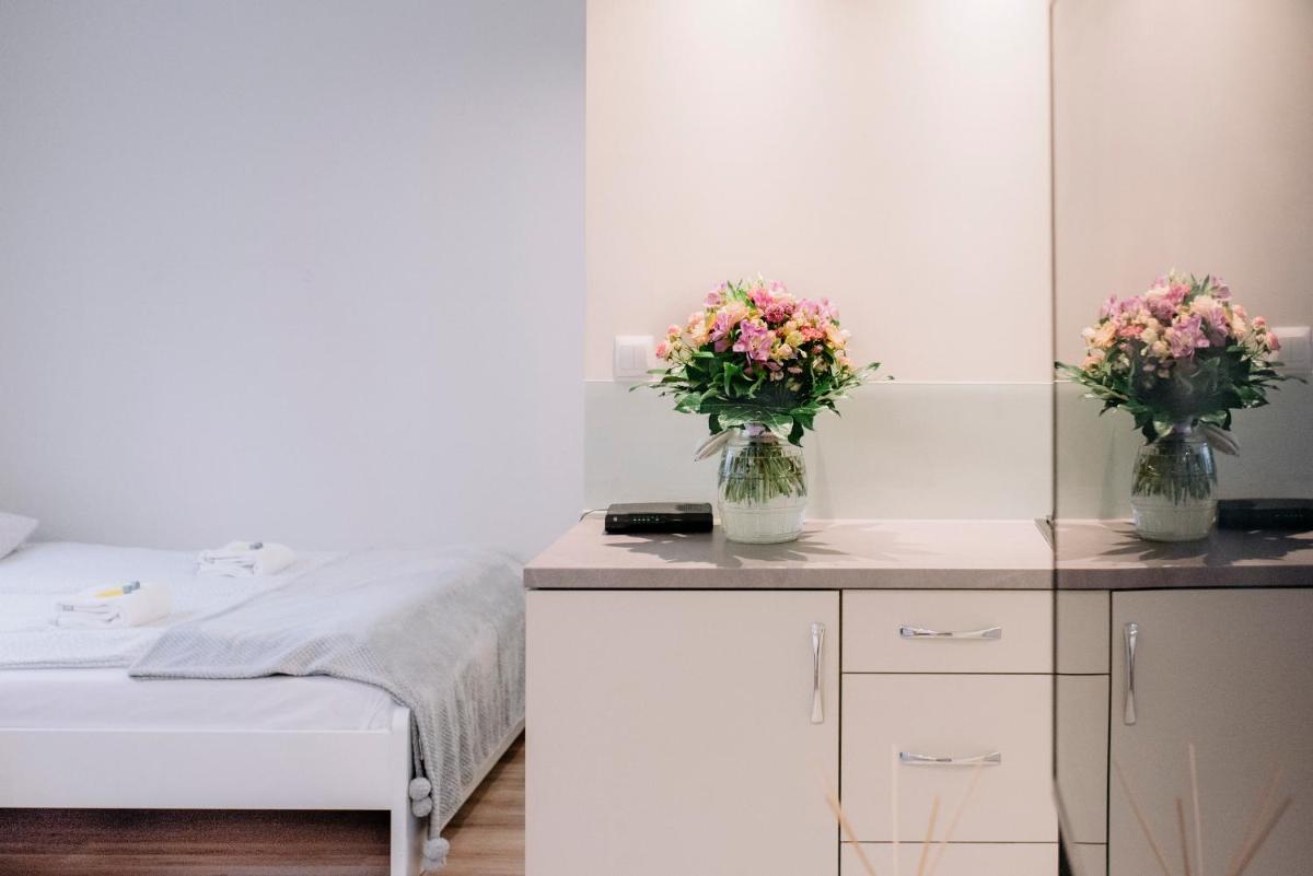 APARTEL Metro Wierzbno - Housity