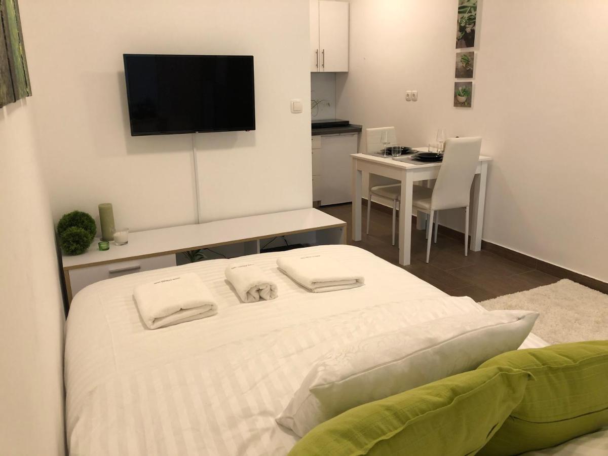 Luxury central studio under the Castle - Housity