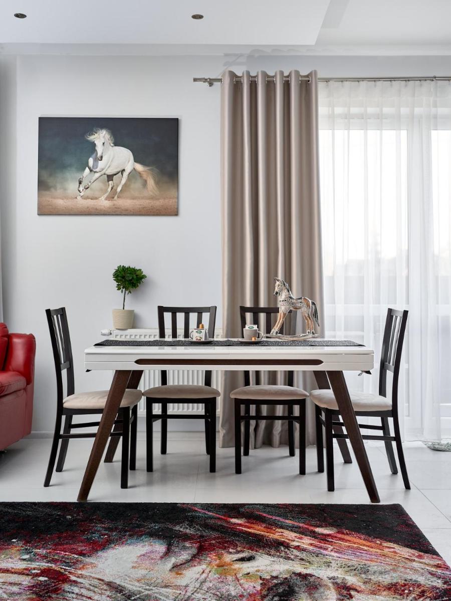Goldwell Apartments - Szczesliwa - Housity