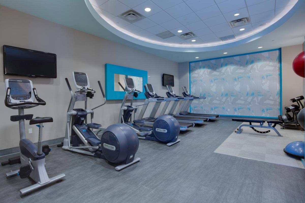 Crowne Plaza Hotel & Resorts Fort Lauderdale Airport/ Cruise, an IHG Hotel - Housity