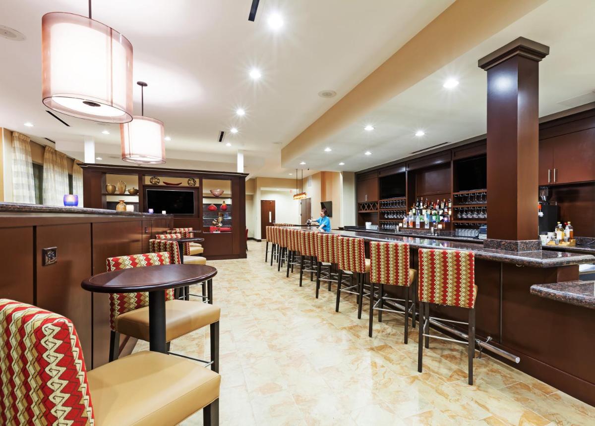 Clarion Hotel The Colony - Plano West - Housity