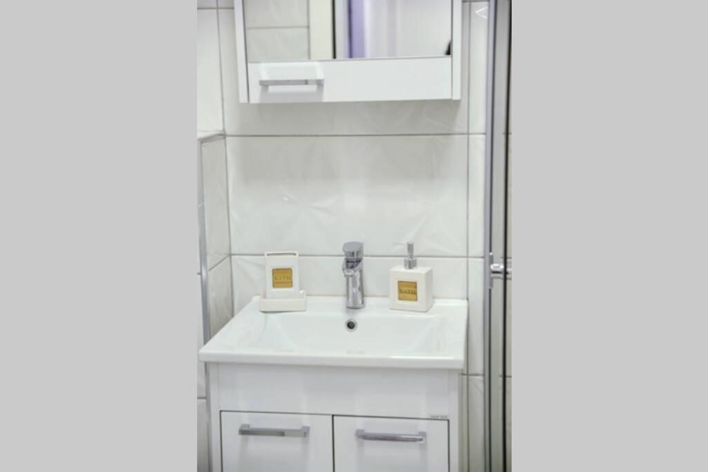 LINA - PRN, Central Prishtina - Housity