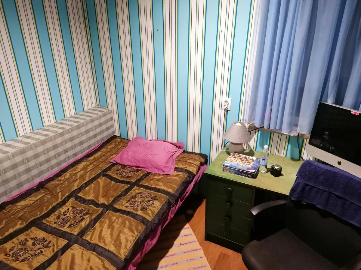 Caravan Kure - Housity