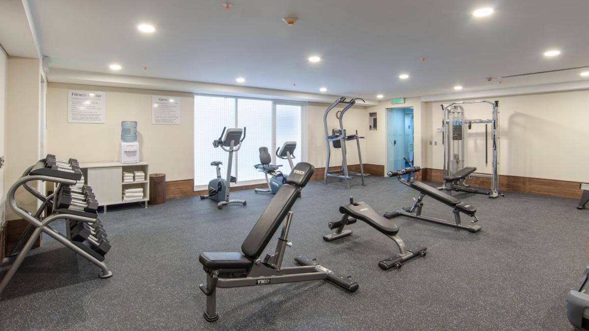 Holiday Inn Express - Mexico Basilica by IHG - Housity