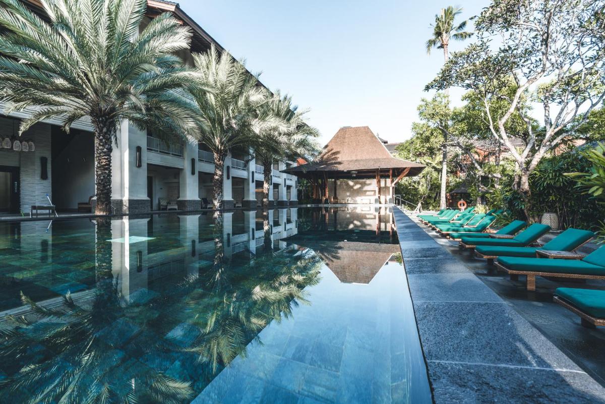 Puri Santrian Beach Resort And Spa - Housity