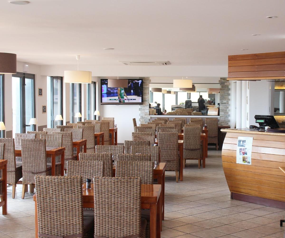 Hotel Cote d'Argent - Housity