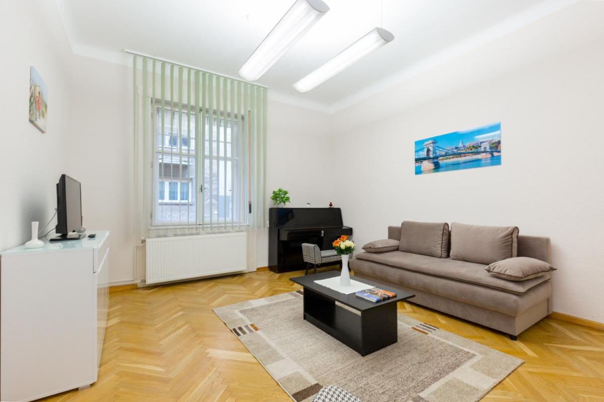K17 Kinizsi Apartment - Housity