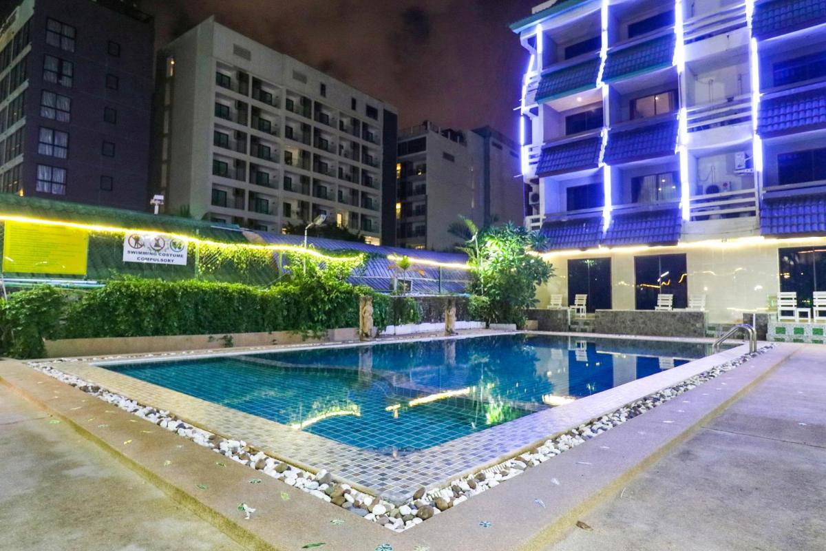 Natural Beach Hotel Pattaya - Housity
