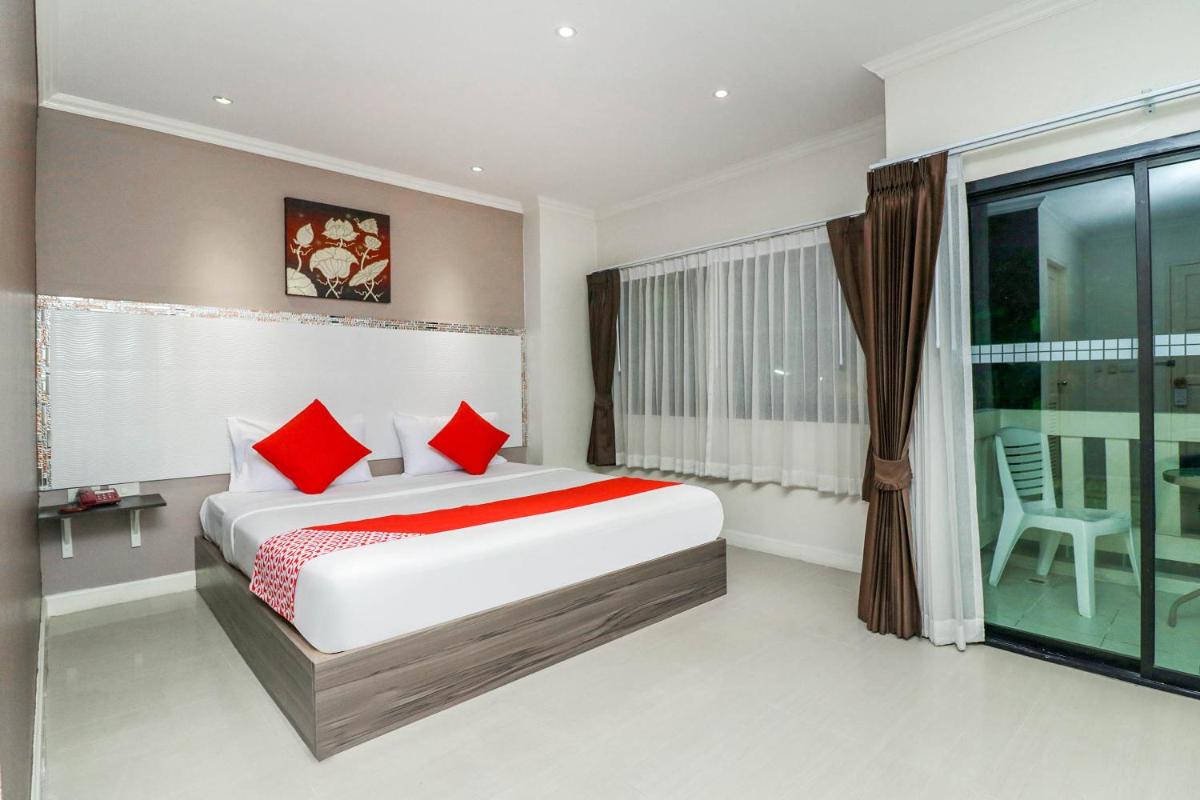 Natural Beach Hotel Pattaya - Housity