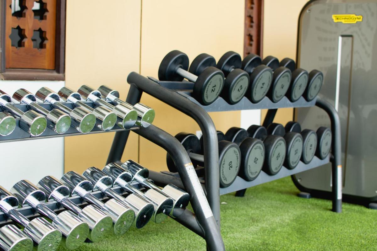 Gimnasio o instalaciones de fitness de HL Suitehotel Playa del Inglés - Adults Only