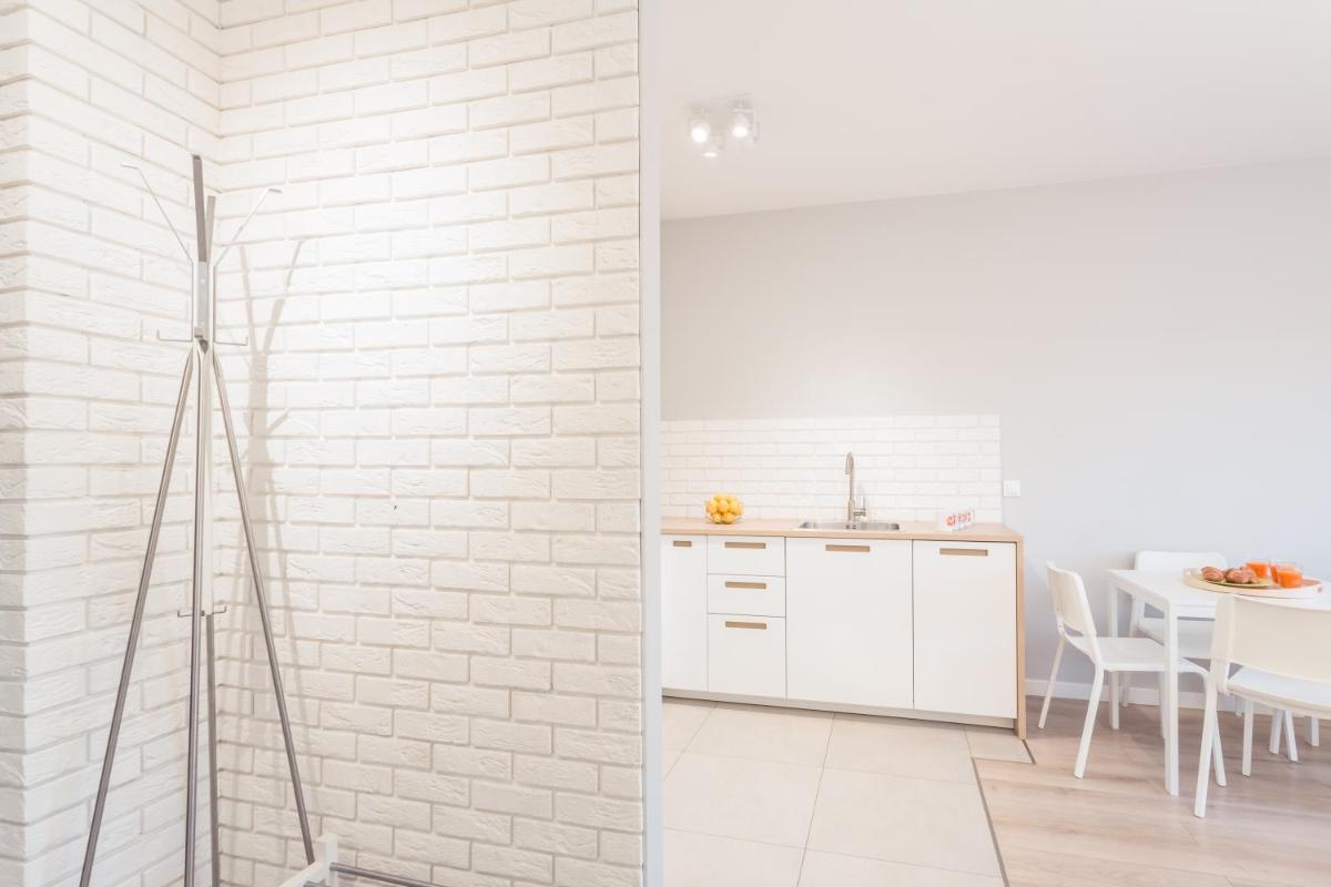 Chill Apartments Jana Kazimierza - Housity