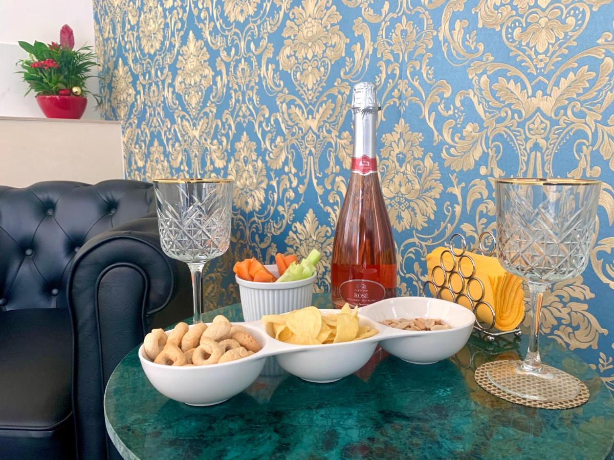 Dimora San Biagio Suites&Apartment - Housity
