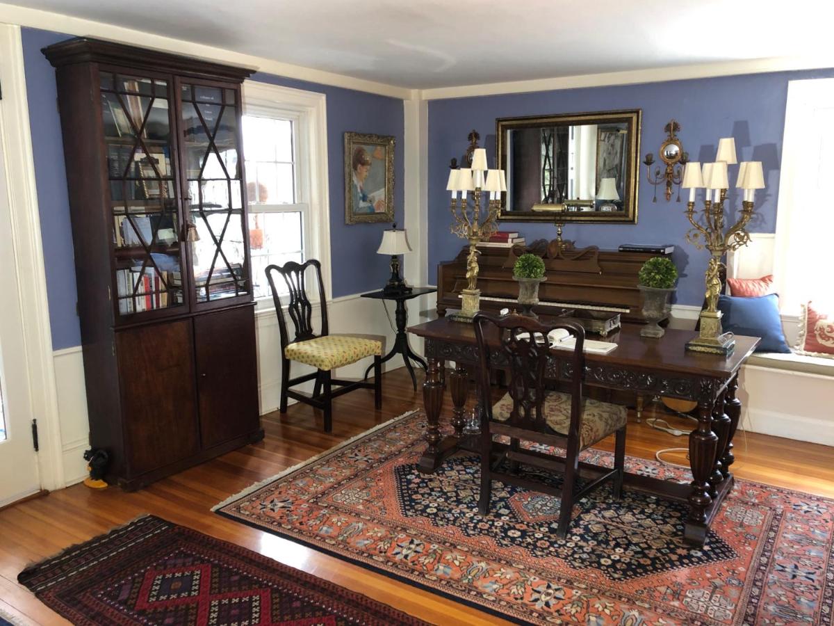 Silvershell Inn - Housity