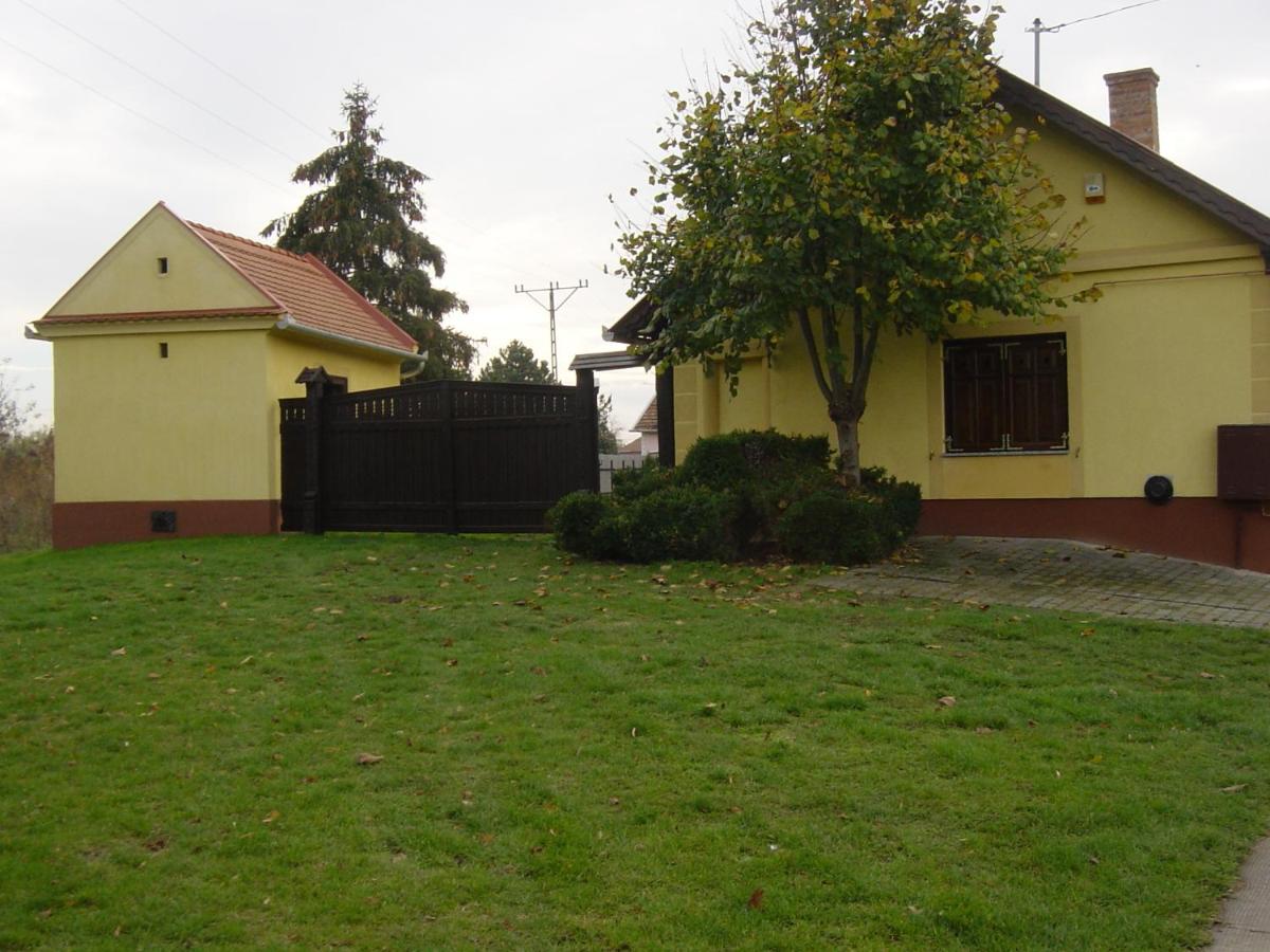 Antiklak - Housity