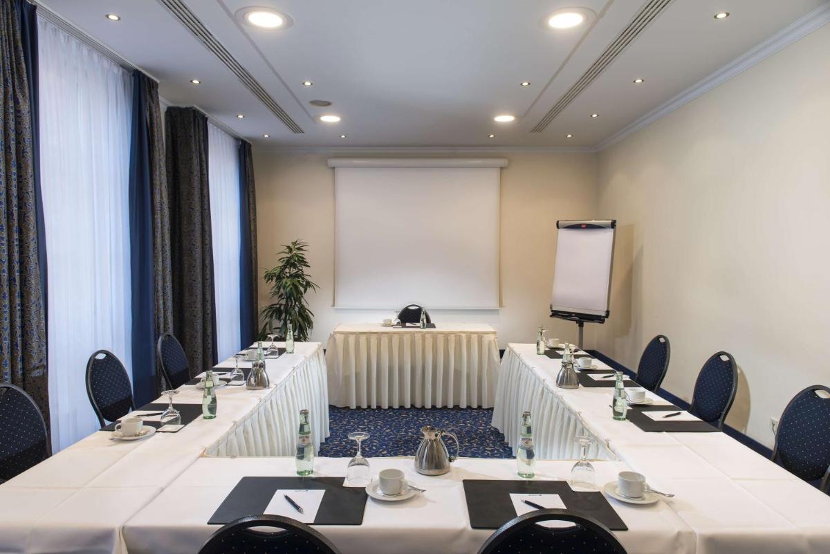 Radisson Blu Hotel Halle-Merseburg - Housity