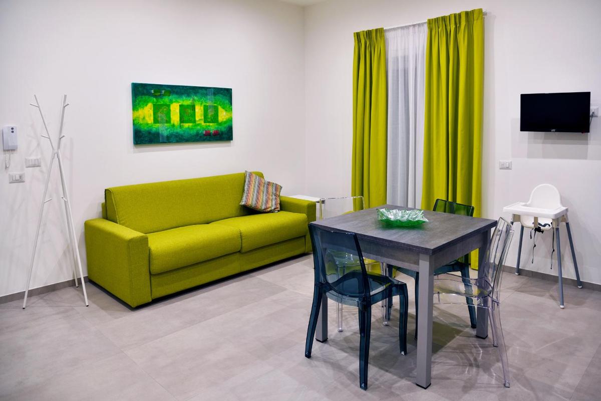 Chapeau Apartment - Housity