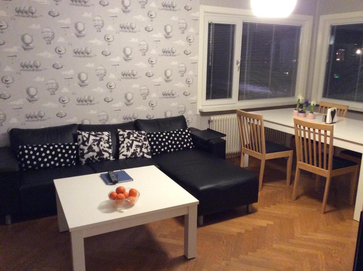 Entire Villa HomelyComfort, Laxå - Housity