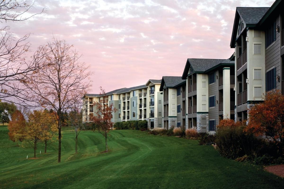 Holiday Inn Club Vacations at Lake Geneva Resort, an IHG Hotel - Housity