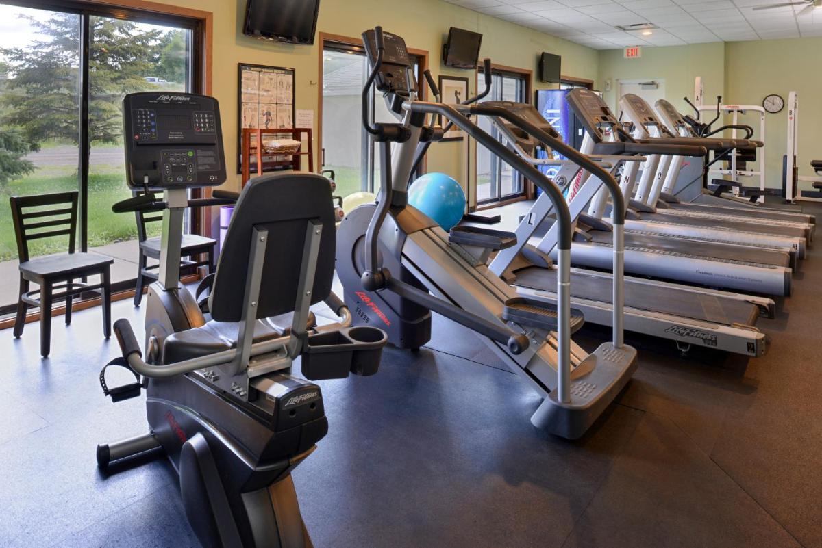 Holiday Inn Express St Croix Valley, an IHG Hotel - Housity