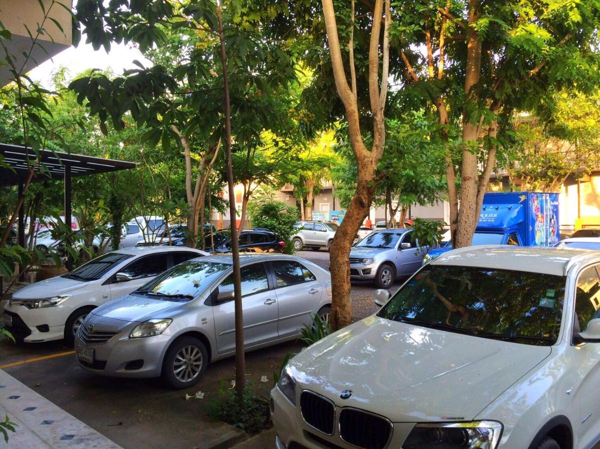 บ้านพระจันทร์ รีสอร์ท - Housity