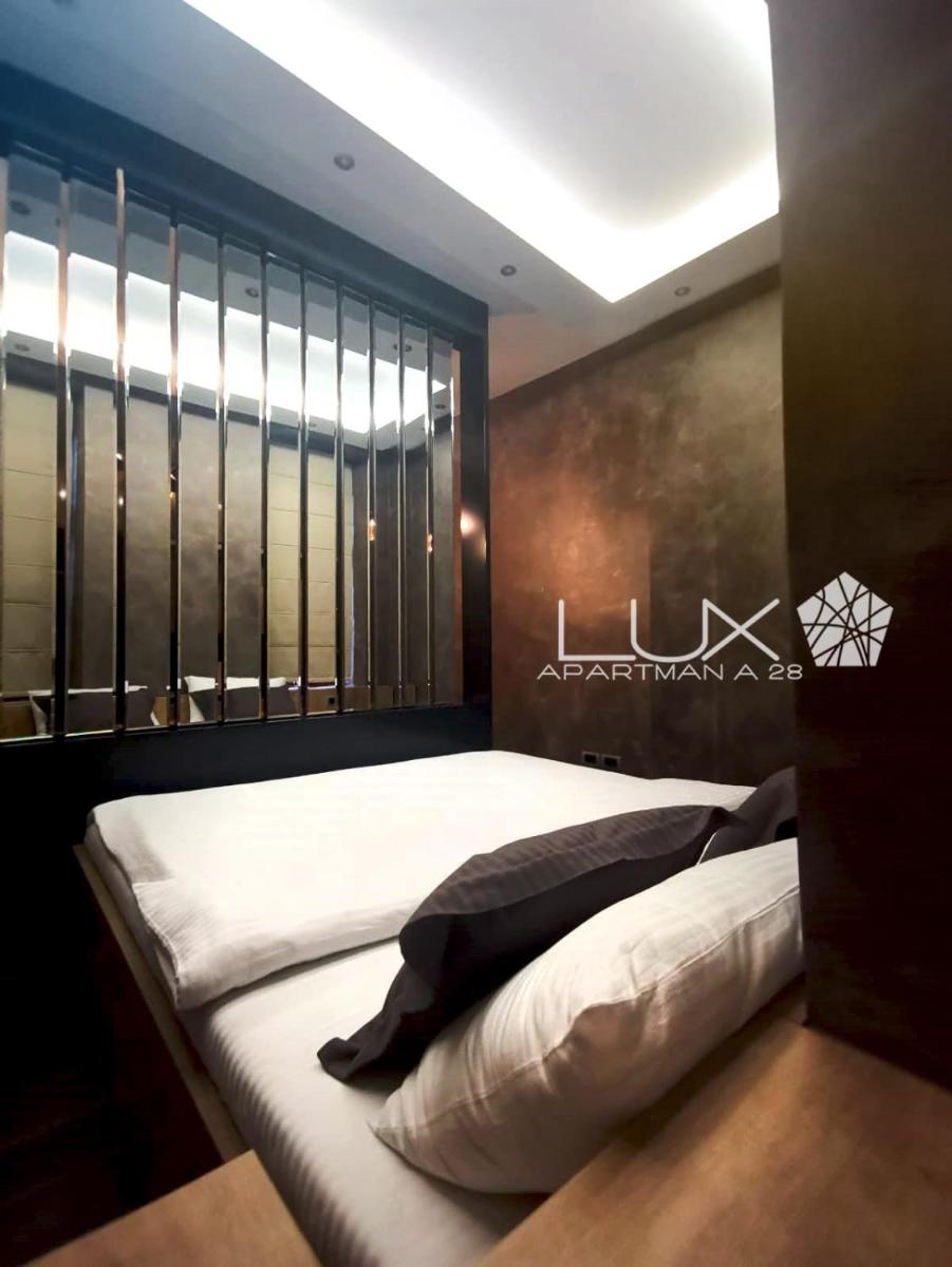 Lux A28 - Housity