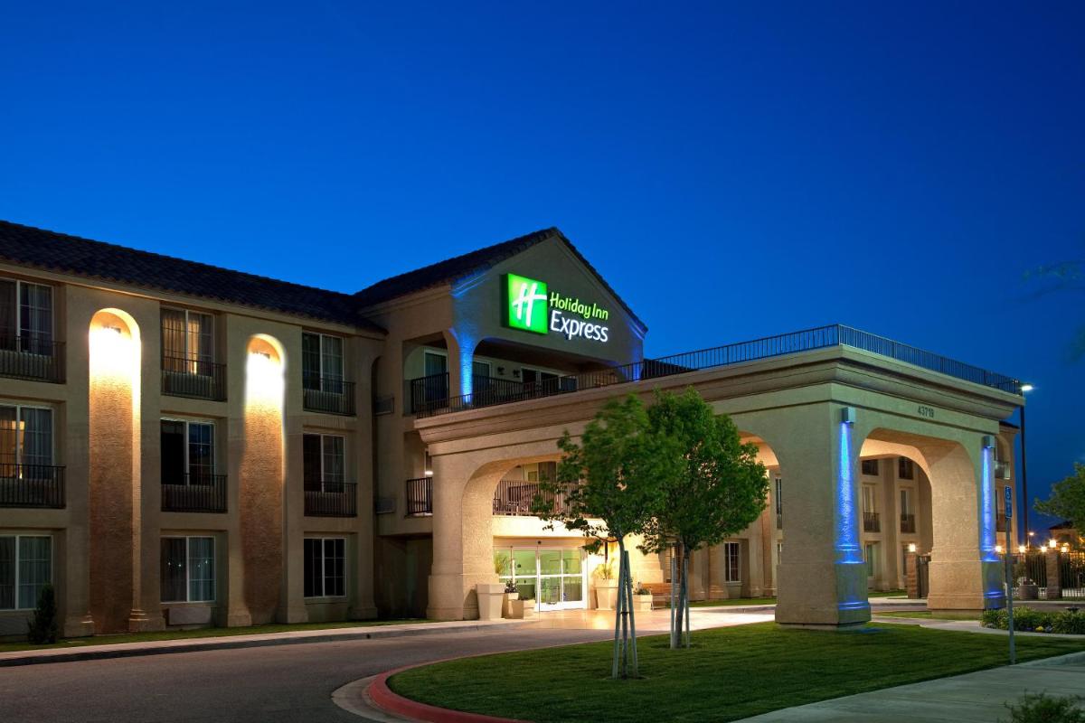 Holiday Inn Express Lancaster by IHG - Housity