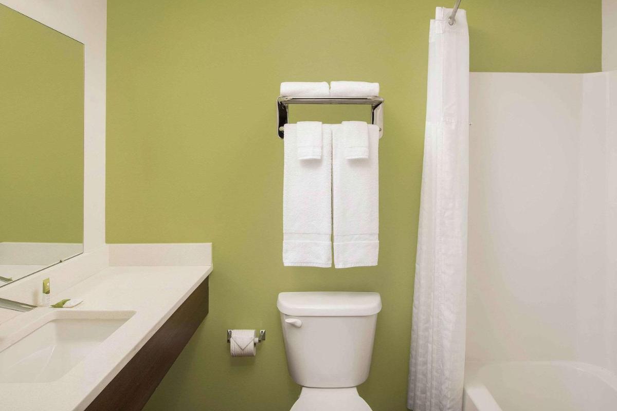 WoodSpring Suites South Plainfield - Housity