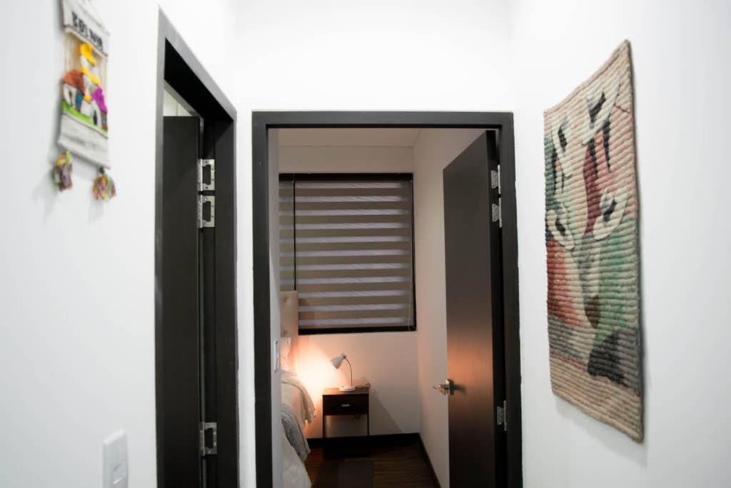 Sky Suites - Amazing Location - Housity