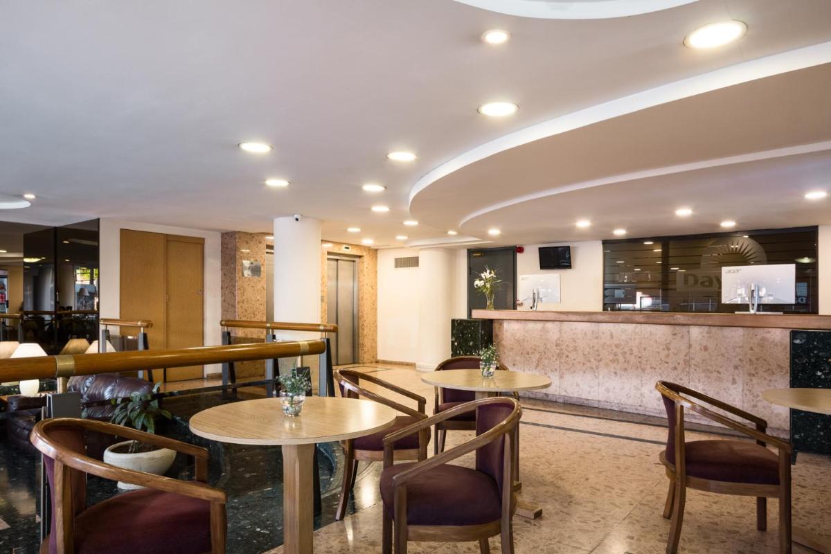 Days Inn by Wyndham Montevideo - Hizvo