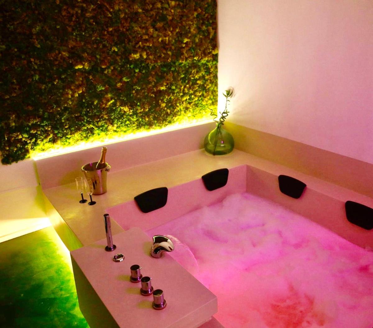 Suite61 - Housity