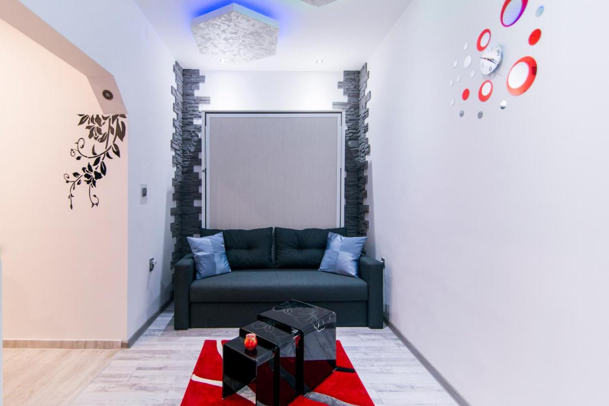 Data Central Studio - Housity