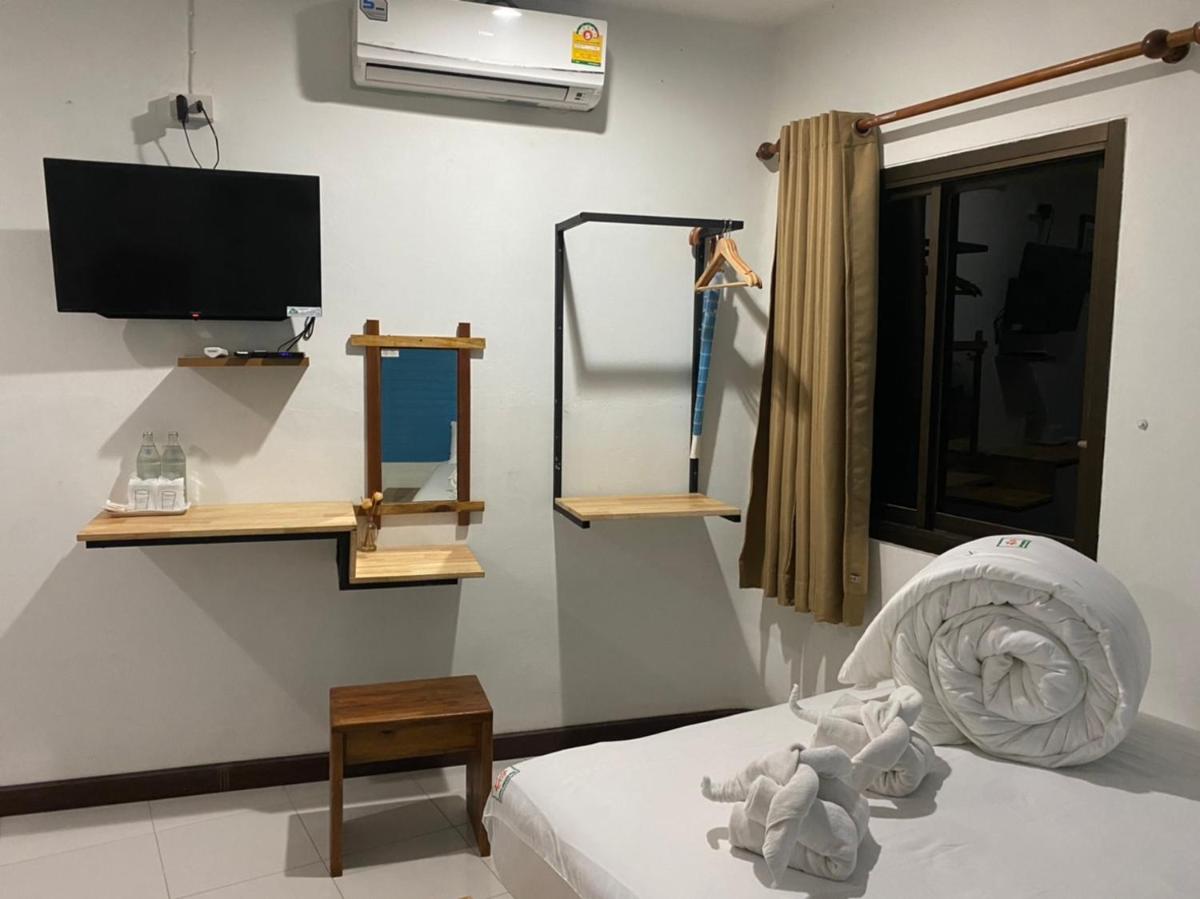 The Stamp Hotel - Housity