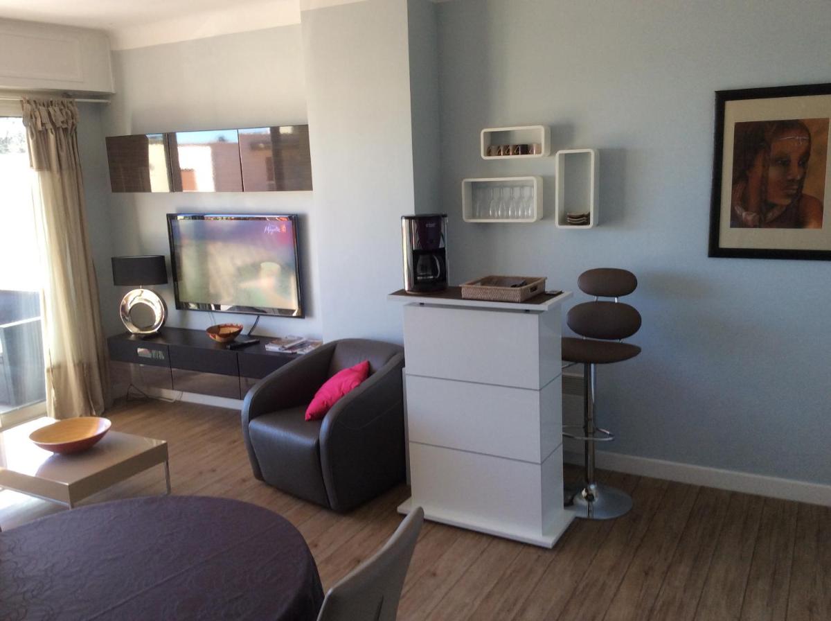 Quartier piscine municipale Bel Appart 4 pers terrasse parking wi-fi - Housity