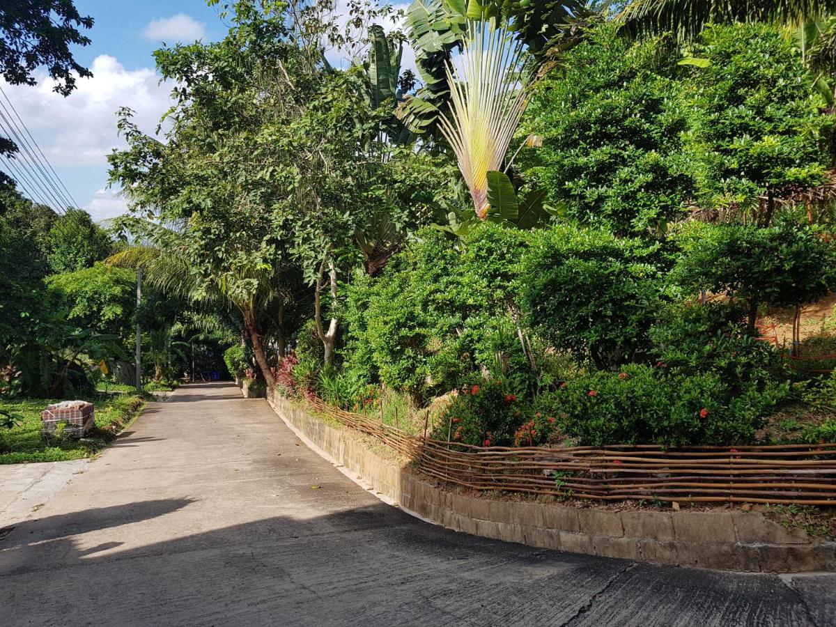 Balcony Villa - Housity