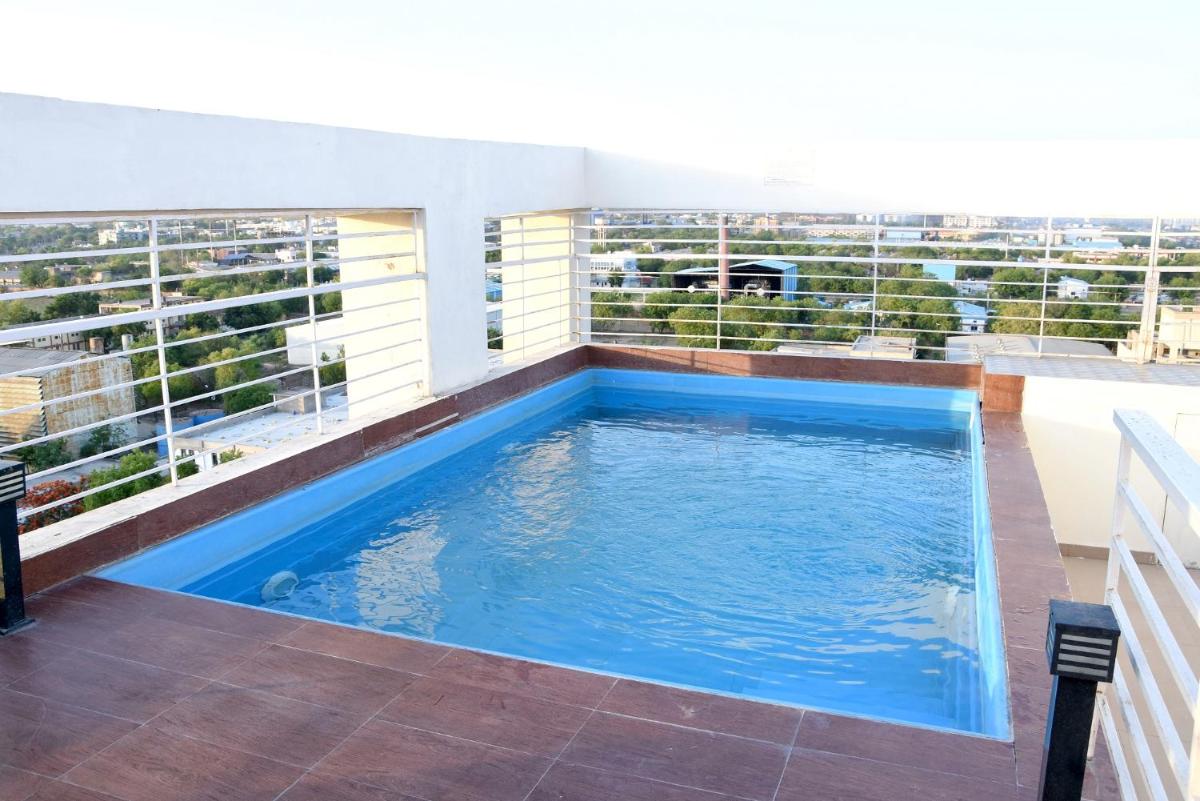 Starlit Suites Neemrana - Housity