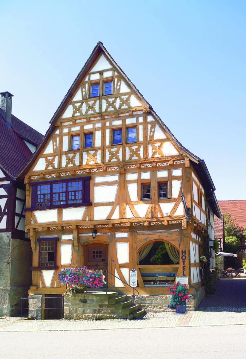 Hotel Restaurant Zum Nachtwächter - Housity