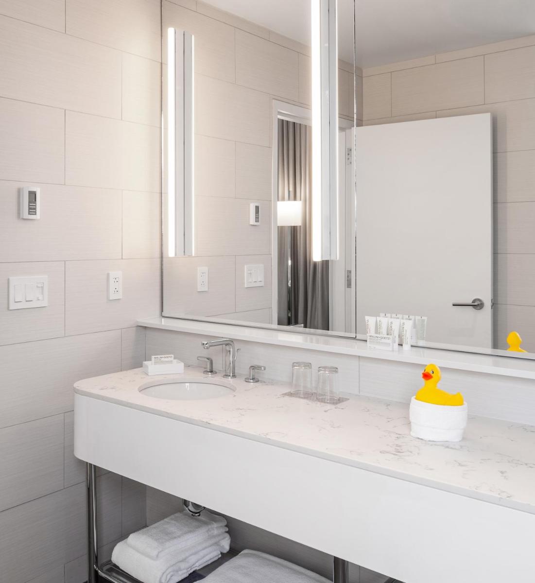 21c Museum Hotel Lexington - Housity
