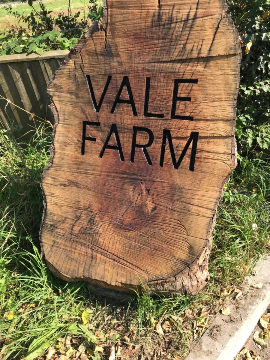 Vale Farm - Housity