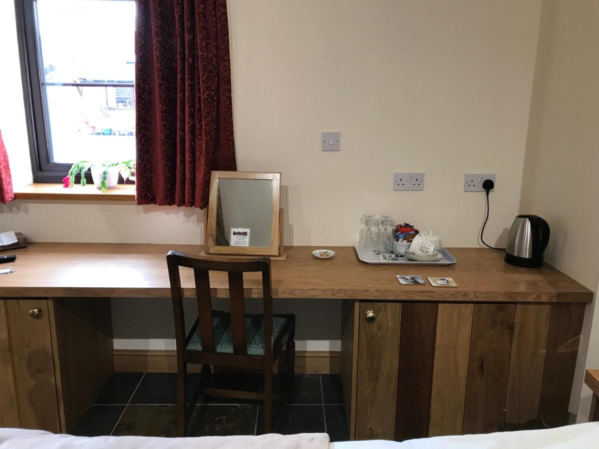 Vale Farm - Housity