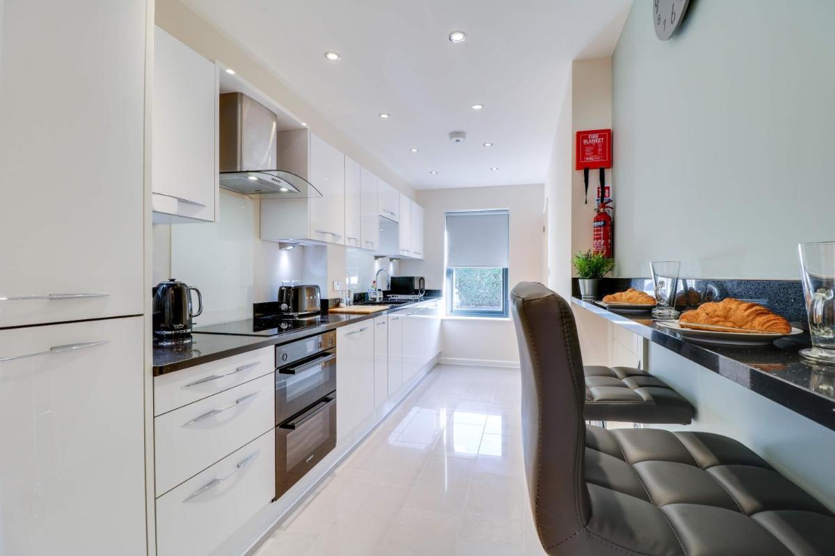 Hemingford Lodge - Housity