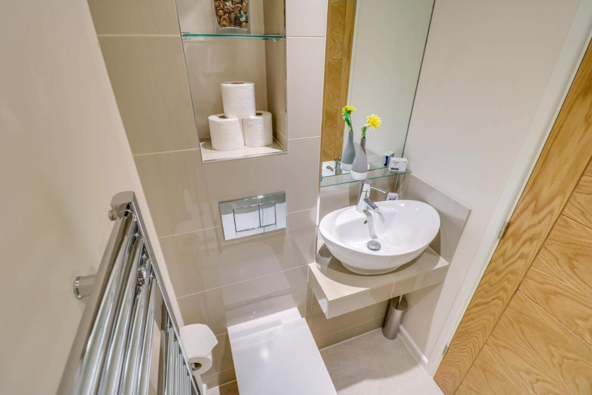 Hemingford Lodge - Housity