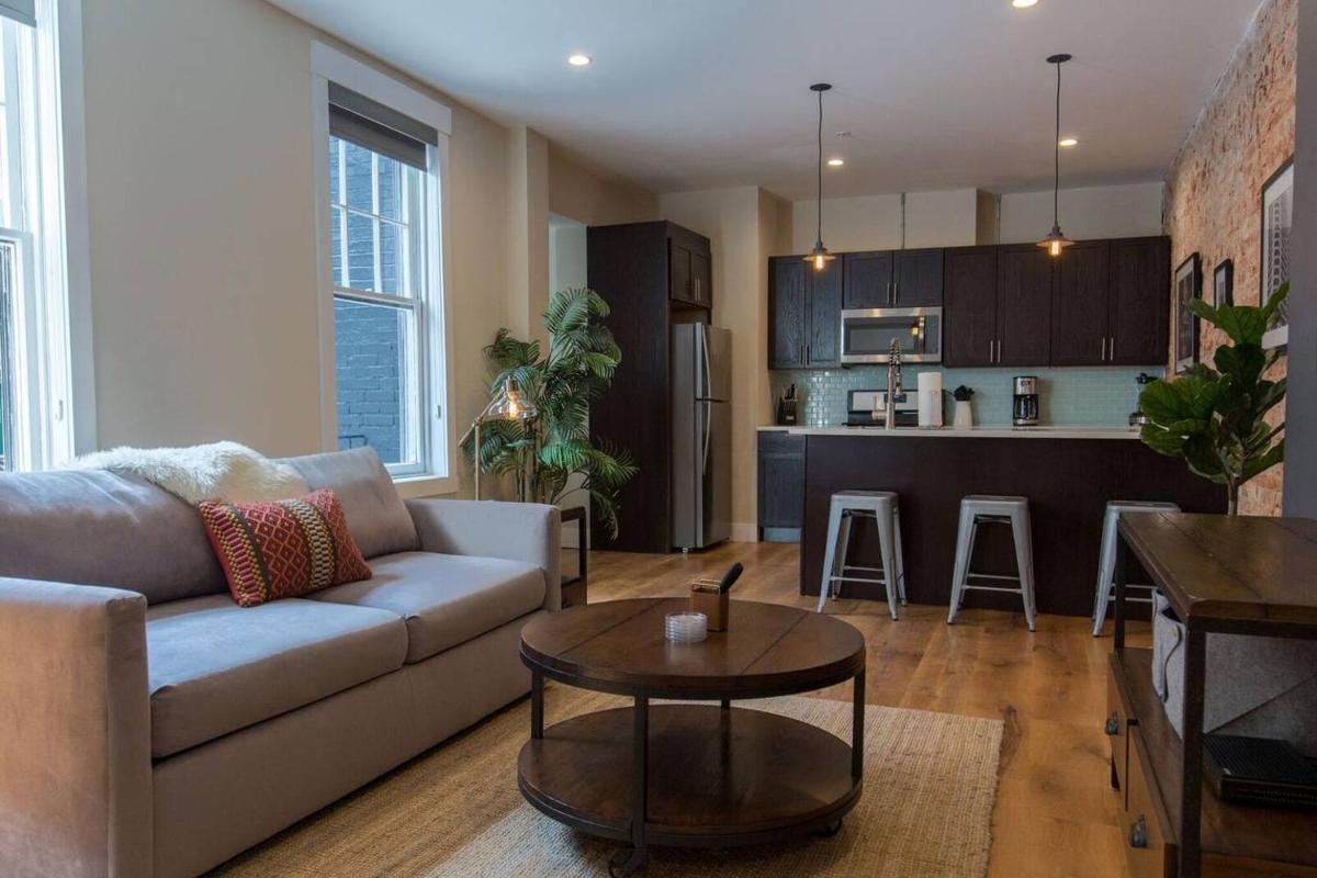Abode Philadelphia - Rittenhouse Square Locust St - Housity
