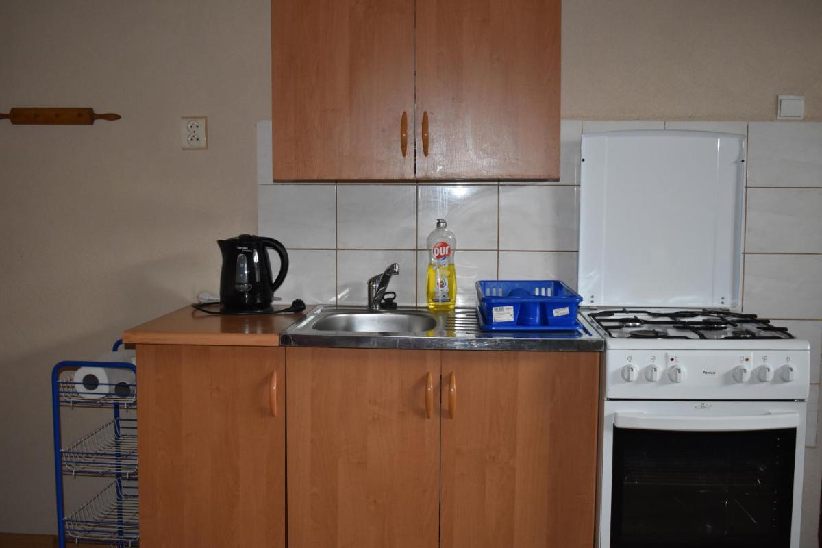 Chalupa Iveta - Housity
