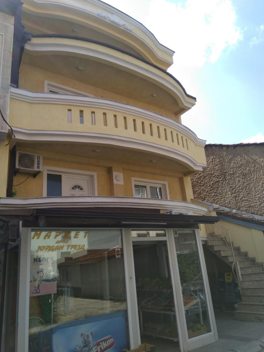 Guest House Celevski - Housity