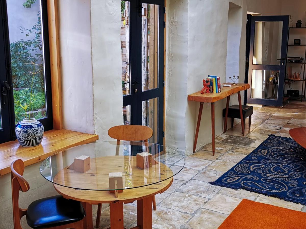 The Cabrio House- Unique CITY CENTER loft with Garden - Housity